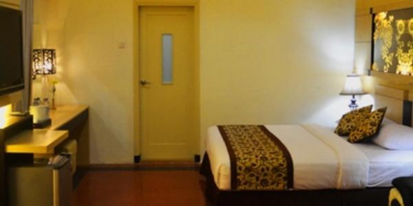مالانغ Srikandi Guesthouse الغرفة الصورة